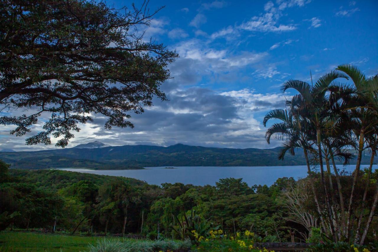 Lake Arenal Brewery & Hotel Tilaran Bagian luar foto